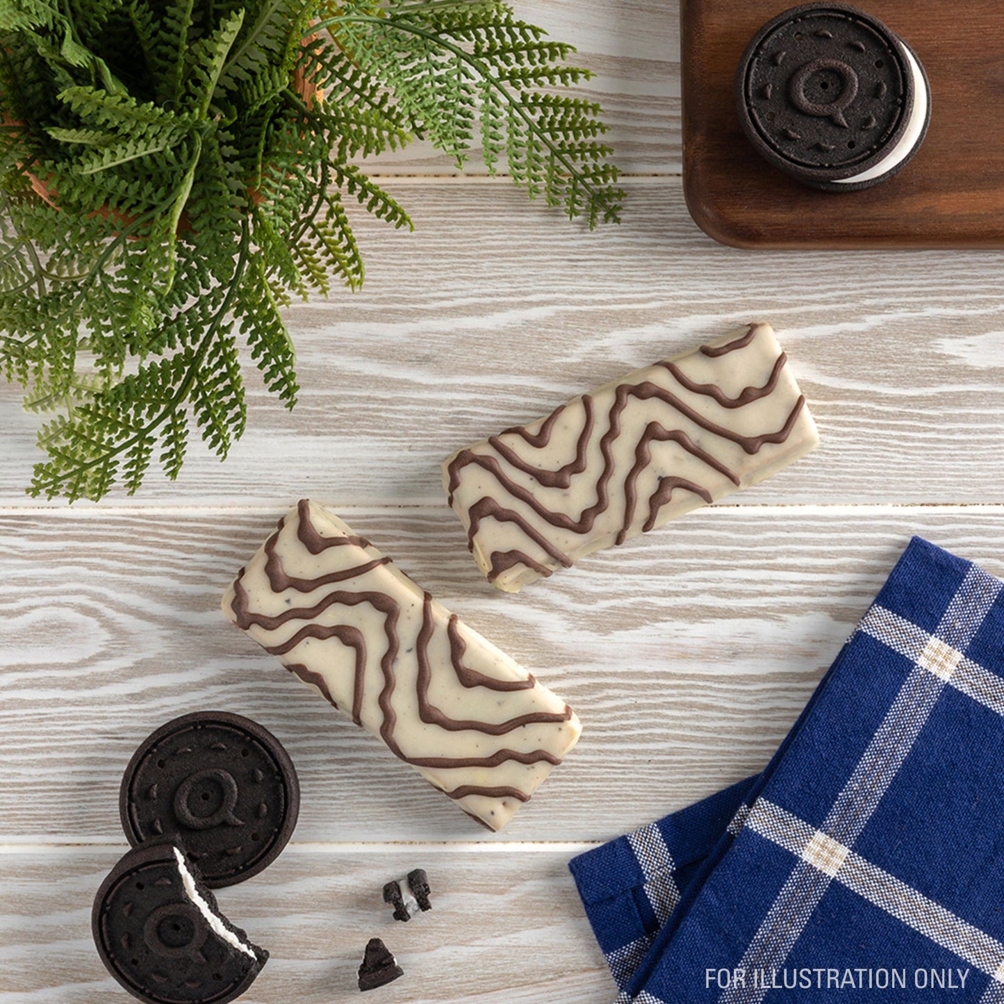 dipped-cookies-and-cream-protein-bars-c2 15807_QN_USA_ProteinBar_CAC_InterimAssetUpdate_Digital-Dipped-ProductCarouselSet_Tabletop2.jpg