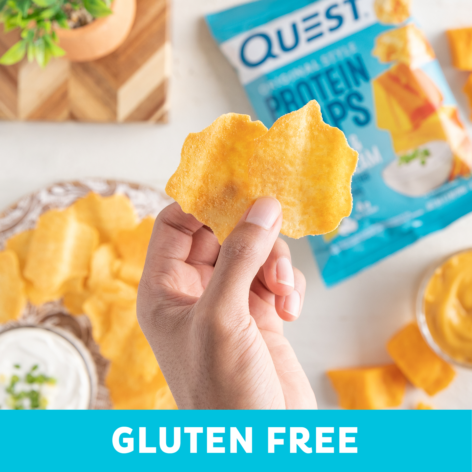 cheddar-and-sour-cream-original-style-protein-chips-f4 qst-000296_cheddar-_-sour-cream-original-style-protein-chips_7.2.png